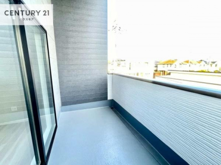 �o���R�j�[�@�z������̗ǂ��o���R�j�[�ŁA�����󕨂��悭���������ł��ˁI
���V�C�̗ǂ����ɂ̓o���R�j�[�֏o�ă��t���b�V������̂��C�����悳�����ł��B