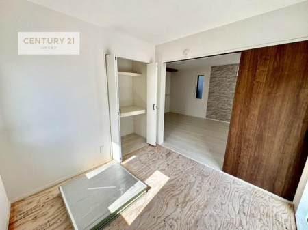 �a���@�܂���͕~����Ă���܂��񂪁A���r���O�Ɨאڂ��Ă���a���ł��I�q�ԂƂ��Ă͂������A�Ǝ��̋x�e�X�y�[�X�Ƃ��Ďg�p����̂������ł��ˁI