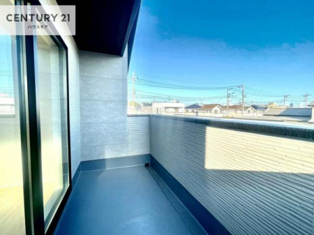 �o���R�j�[�@�z������̗ǂ��o���R�j�[�ŁA�����󕨂��悭���������ł��ˁI
���V�C�̗ǂ����ɂ̓o���R�j�[�֏o�ă��t���b�V������̂��C�����悳�����ł��B