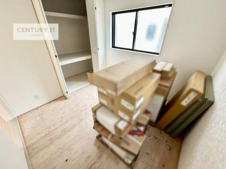 �a���@�܂���͕~����Ă���܂��񂪁A���r���O�Ɨאڂ��Ă���a���ł��I�q�ԂƂ��Ă͂������A�Ǝ��̋x�e�X�y�[�X�Ƃ��Ďg�p����̂������ł��ˁI