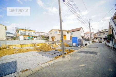 ���̑����n�@�O�ʓ��H��4���I�z����ǍD�ȗ��n�ł��B
�Ԍɓ��ꂪ���ȕ������S�ł��ˁB