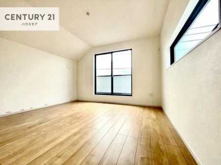 �Q���@�o���R�j�[�ɖʂ������邢�Q���B�S�n�悢�z���ƕ�����������J���I�ȋ�ԂŁA�������������Ƃ��߂������������܂��B