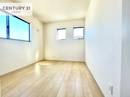 ���r���O�ȊO�̋����@�V���v���Ƀf�U�C������Ă��邽�߁A�Ƌ��I�т܂���I
���C�ɓ���̉Ƌ��u���Ă��낰���Ԃ���邱�Ƃ��ł��܂��B