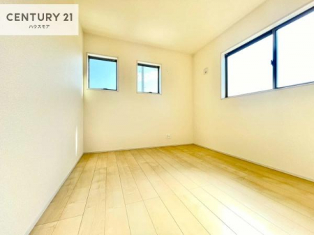 ���r���O�ȊO�̋����@�V���v���Ƀf�U�C������Ă��邽�߁A�Ƌ��I�т܂���I
���C�ɓ���̉Ƌ��u���Ă��낰���Ԃ���邱�Ƃ��ł��܂��B