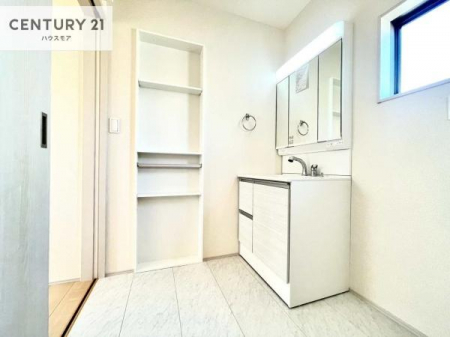 ���ʑ�E���ʏ��@���[�����Ղ�̐��ʎ��I���p�i�̃X�g�b�N��o�X�^�I�����X�b�L���Ǝ��[�ł��Ď��o���₷���I����肪�X�b�L���Еt���ċC�����̗ǂ���ԁI