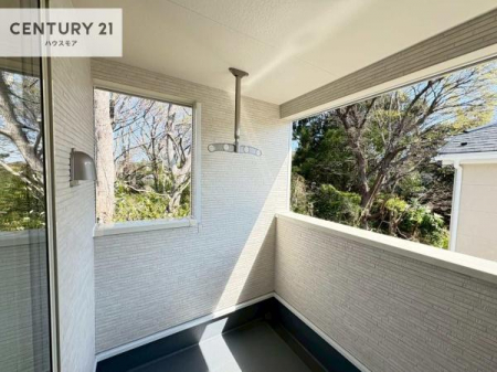 �o���R�j�[�@���[�t�o���R�j�[�I�������t���Ă���̂ŁA�}�ɉJ���~���Ă��G��ɂ������S�I�������������J�b�g���Ă����̂ŁA���V�C�̗ǂ����́A���O�֏o�Đ[�ċz����̂��悳�����ł��I