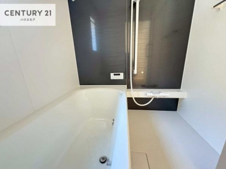 �����@�������������l�̕��͋C�̃o�X���[���́A�����o�Ă��ăo�X�^�C�����[���I
���d���撣���Ă��邲�J���ɂ��D�݂̍���̓����܂����āA�y����ł݂Ă͂������ł��傤���H