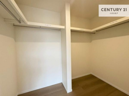 ���[�@�E�H�[�N�C���N���[�[�b�g�t���ł��B��������̂��m���Ȃǂ����[���Ă��������ł��ˁI���ɂ���@�������ȂǋG�ߕ��̑傫�ȉƓd�����[�ł��܂��I