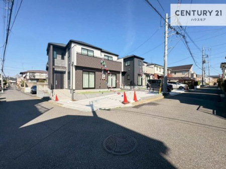 ���̑����n�@�O�ʓ��H��4���~4���I�z����ǍD�ȗ��n�ł��B
�Ԍɓ��ꂪ���ȕ������S�ł��ˁB