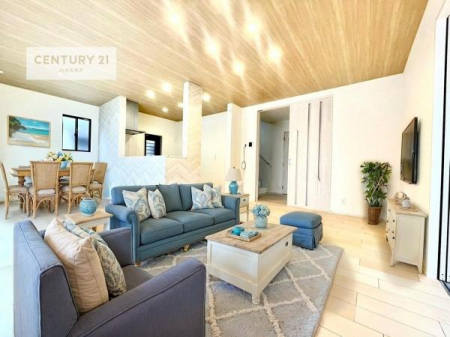 ���r���O�@�Ƌ��CG�p�[�X�ł��B�S�n�ǂ����r���O�͉Ƒ������R�ƏW�܂�܂��B�Ƒ��c�R�̎��Ԃ����������ł��B���Ƒ��ƁA����w�[���������Ԃ��߂��������ł��ˁB