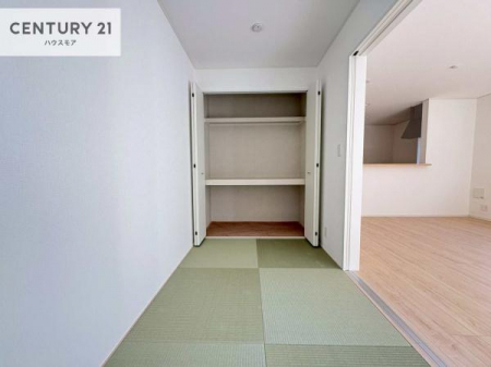 �a���@���r���O�Ɨאڂ����a���ł��I�Ǝ��̋x�e�X�y�[�X��L�b�Y�X�y�[�X�Ƃ��Ċ��p����̂��悳�����ł��ˁI
�a���̎g�����͖�����I���[�X�y�[�X�������Ղ�ł��I