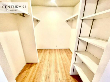 ���[�@�E�H�[�N�C���N���[�[�b�g�t���ł��B��������̂��m���Ȃǂ����[���Ă��������ł��ˁI���ɂ���@�������ȂǋG�ߕ��̑傫�ȉƓd�����[�ł��܂��I