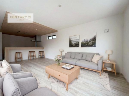 ���r���O�@�Ƌ��CG�p�[�X�ł��B�J�����̂���L�XLDK�I�\�t�@�[��_�C�j���O�e�[�u����u���Ă������ɂȂ�Ȃ��̂ŉ��K�ɉ߂����܂��I�R�~���j�P�[�V���������₷�����r���O�ł��I