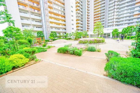 ���̑����p���@�~�n���ɂ͌���������A���q�l�Ƃ̎U����V�я�Ƃ��Ă��g�����������܂��B
�x���ɂ͊O�̋�C���z���A���t���b�V������̂����܂ɂ͂����ł��ˁB