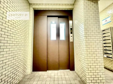 ���̑����p���@�G���x�[�^�[������A���K�ŃX���[�Y�Ȉړ��������B
���������A��₨���̓����A�X�g���X�Ȃ��������֌������܂��B