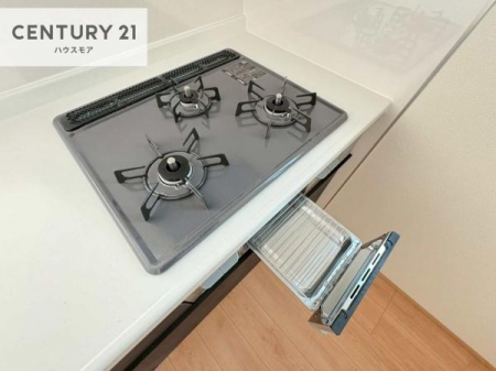 �L�b�`���@�R�����͎O������̂ł������̓����i�s���ł��܂��B
�������O�����t���ł��B�����X�y�[�X���L�X���Ă���׍�Ƃ����₷���I�g�����肪�ǂ��V�X�e���L�b�`���ł��I