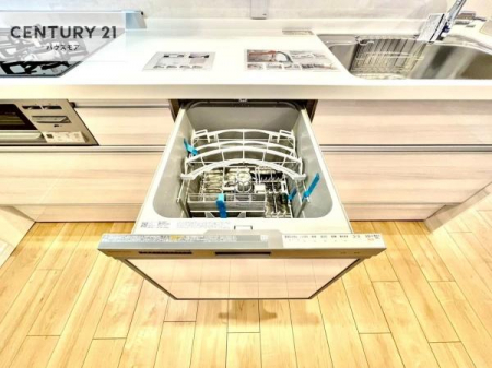 �L�b�`���@�H��@�t���̃L�b�`���ł��I�Z���������r��h�~�Ƃ��đ�ϊ��􂷂�֗��Ȏd�l�ł��I�r���g�C���Ȃ̂ŃL�b�`���̏ꏊ����炸�����X�y�[�X���L���g�����Ƃ��o���܂��I