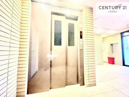 ���̑����p���@�G���x�[�^�[������A���K�ŃX���[�Y�Ȉړ��������B
���������A��₨���̓����A�X�g���X�Ȃ��������֌������܂��B