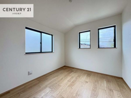 �m���@2�ʍ̌����m�ۂ������邢�����́A���ʂ����ǂ��A���邭��ϋ��S�n�̗ǂ���ԂƂȂ��Ă���܂��B�����b�N�X���ĉ߂�����S�n�̗ǂ��������ł��I