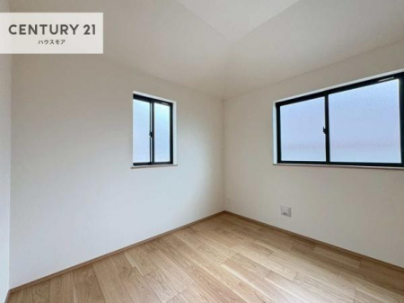 ���r���O�ȊO�̋����@�V���v���Ƀf�U�C������Ă��邽�߁A�Ƌ��I�т܂���I
���C�ɓ���̉Ƌ��u���Ă��낰���Ԃ���邱�Ƃ��ł��܂��B