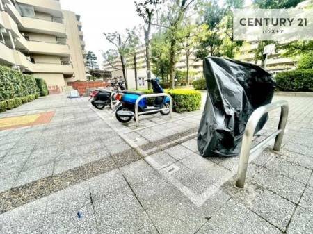 ���̑����p���@���p�����E�o�C�N�u����ł��B
�o�C�N������΍s���͈͂��L���肨�o�����֗��ł��I�󂫏󋵂Ɋւ��Ă͂��C�y�ɂ��₢���킹��������