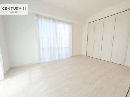 �m���@�L�x�Ȏ��[�X�y�[�X�ŁA�Z��Ԃ�������B
��������}���A��������Ԃ�ۂĂ���[�[���̏Z�܂��ł��B