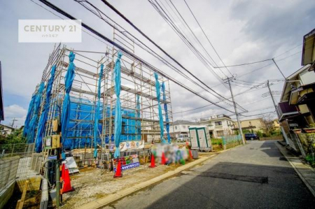 ���̑����n�@�O�ʓ��H4���I�z����ǍD�ȗ��n�ł��B
�Ԍɓ��ꂪ���ȕ������S�ł��ˁB