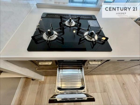 �L�b�`���@�R�����͎O������̂ł������̓����i�s���ł��܂��B
�������O�����t���ł��B�����X�y�[�X���L�X���Ă���׍�Ƃ����₷���I�g�����肪�ǂ��V�X�e���L�b�`���ł��I