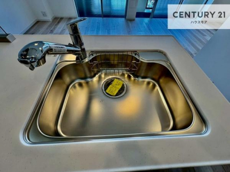 �L�b�`���@���C�h�ȃV���N�ł��ˁI�������˂ɂ������������₷���Ǝ����y�X�d�l�̃V�X�e���L�b�`���ł��I
�f�U�C�����Ƌ@�\�������˂��L�b�`���Ő�����������܂��ˁI