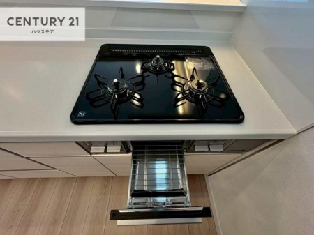 �L�b�`���@�R�����͎O������̂ł������̓����i�s���ł��܂��B
�������O�����t���ł��B�����X�y�[�X���L�X���Ă���׍�Ƃ����₷���I�g�����肪�ǂ��V�X�e���L�b�`���ł��I