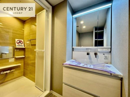 ���ʑ�E���ʏ��@�O�ʋ��d�l�̐��ʏ��́A�g�����Ȃ݂����₷������I���͎��[�ɂȂ��Ă��܂��B�h���C���[�₨���ϓ����Еt������̂Ő��ʑ������X�b�L���ƌ����邱�Ƃ��o���܂��I