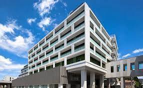 ���ӊ��@-