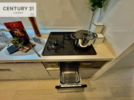 �L�b�`���@�R�����͎O������̂ł������̓����i�s���ł��܂��B
�������O�����t���ł��B�����X�y�[�X���L�X���Ă���׍�Ƃ����₷���I�g�����肪�ǂ��V�X�e���L�b�`���ł��I