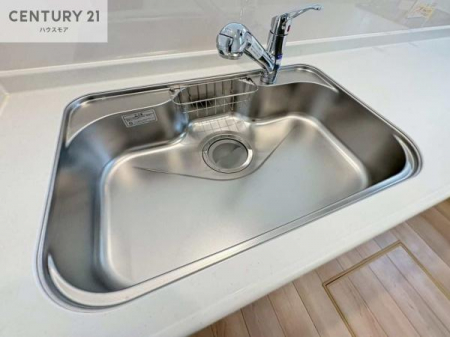 ���d�l�ʐ^(�L�b�`���j�@���C�h�ȃV���N�ł��ˁI�������˂ɂ������������₷���Ǝ����y�X�d�l�̃V�X�e���L�b�`���ł��I
�f�U�C�����Ƌ@�\�������˂��L�b�`���Ő�����������܂��ˁI�i���d�l�j