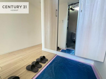 ���ց@�~���[�t���V���[�Y�{�b�N�X�t���Ȃ̂ŁA���ւ��Еt�����|�������₷���ł��I
�X�b�L���������ւŌ˂��J�����u�ԁA�������̂���S�n������Ԃ��o�}���Ă���܂��B