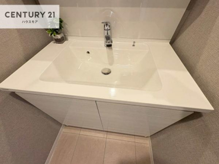 ���ʑ�E���ʏ��@�[�����ʑ�{�E���́A�������˂ɂ����̂ł�����ꂪ�y�X�I���������ۂĂ܂��I
�L���C�Ȑ��ʏ��Ŏ��������̃��`�x�[�V�������オ��܂��ˁI