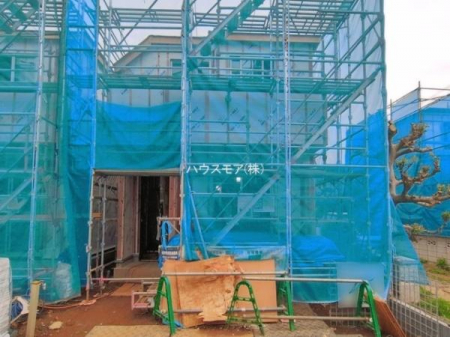 ���ԏ�@���ԃX�y�[�X��2�䕪����܂��I�Z�J���h�J�[�͂������A�o�C�N�⎩�]�ԂȂǂ��u���ꏊ�ɍ���܂���B