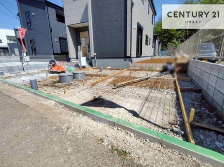 ���ԏ�@���ԃX�y�[�X��2�䕪����܂��I�Z�J���h�J�[�͂������A�o�C�N�⎩�]�ԂȂǂ��u���ꏊ�ɍ���܂���B