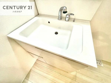 ���ʑ�E���ʏ��@�[�����ʑ�{�E���́A�������˂ɂ����̂ł�����ꂪ�y�X�I���������ۂĂ܂��I
�L���C�Ȑ��ʏ��Ŏ��������̃��`�x�[�V�������オ��܂��ˁI