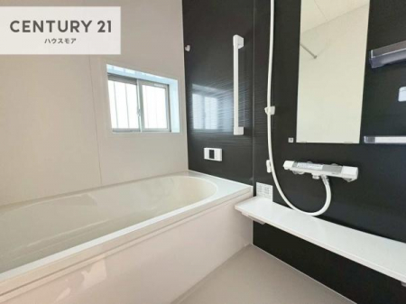 �����@�������������l�̕��͋C�̃o�X���[���́A�����o�Ă��ăo�X�^�C�����[���I
���d���撣���Ă��邲�J���ɂ��D�݂̓����̓����܂����āA�y����ł݂Ă͂������ł��傤���H