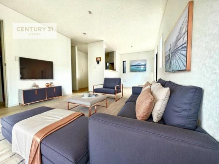 ���r���O�@�Ƌ��CG�p�[�X�ł��B�S�n�ǂ����r���O�͉Ƒ������R�ƏW�܂�܂��B�Ƒ��c�R�̎��Ԃ����������ł��B���Ƒ��ƁA����w�[���������Ԃ��߂��������ł��ˁB