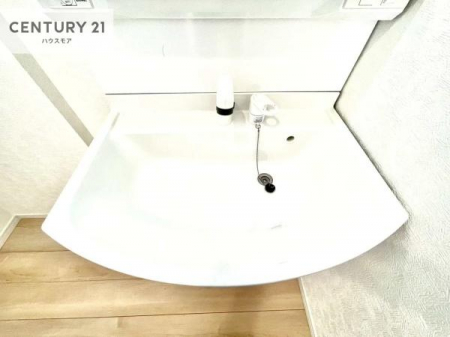 ���ʑ�E���ʏ��@�[�����ʑ�{�E���́A�������˂ɂ����̂ł�����ꂪ�y�X�I���������ۂĂ܂��I
�L���C�Ȑ��ʏ��Ŏ��������̃��`�x�[�V�������オ��܂��ˁI