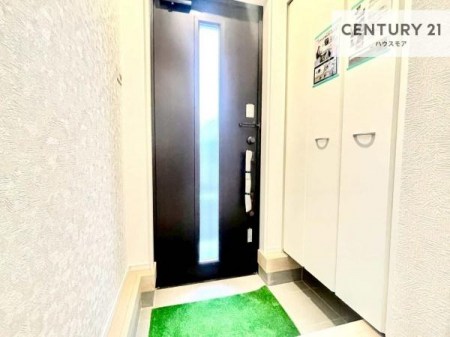 ���ց@�V���[�Y�{�b�N�X�t���B���ւ��Еt�����|�������₷���ł��I
�X�b�L���������ւŌ˂��J�����u�ԁA�������̂���S�n������Ԃ��o�}���Ă���܂��B