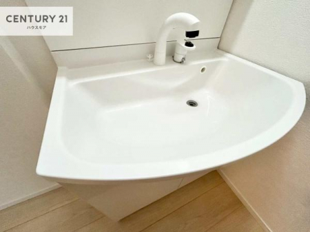 ���ʑ�E���ʏ��@�[�����ʑ�{�E���́A�������˂ɂ����̂ł�����ꂪ�y�X�I���������ۂĂ܂��I
�L���C�Ȑ��ʏ��Ŏ��������̃��`�x�[�V�������オ��܂��ˁI