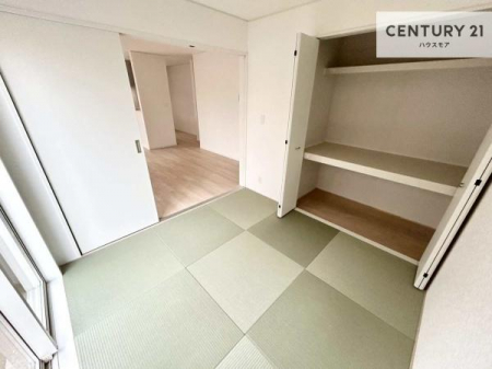 �a���@���r���O�Ɨאڂ����a���ł��I�Ǝ��̋x�e�X�y�[�X��L�b�Y�X�y�[�X�Ƃ��Ċ��p����̂��悳�����ł��ˁI
�a���̎g�����͖�����I