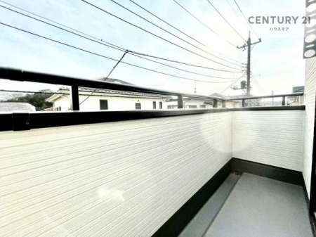 �o���R�j�[�@�z������̗ǂ��o���R�j�[�ŁA�����󕨂��悭���������ł��ˁI
���V�C�̗ǂ����ɂ̓o���R�j�[�֏o�ă��t���b�V������̂��C�����悳�����ł��B