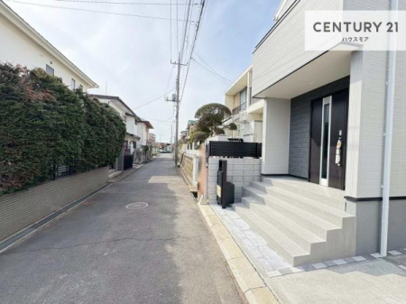 ���̑����n�@�O�ʓ��H��4.48���I�z����ǍD�ȗ��n�ł��B
�Ԍɓ��ꂪ���ȕ������S�ł��ˁB