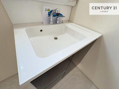 ���ʑ�E���ʏ��@�[�����ʑ�{�E���́A�������˂ɂ����̂ł�����ꂪ�y�X�I���������ۂĂ܂��I
�L���C�Ȑ��ʏ��Ŏ��������̃��`�x�[�V�������オ��܂��ˁI