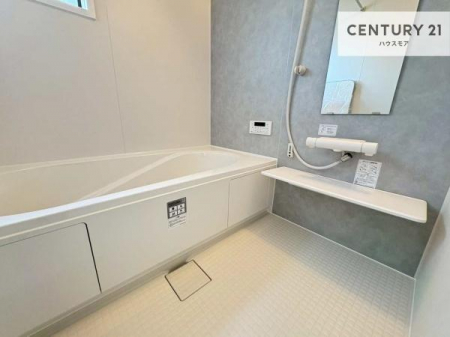 �����@������Ƃ����������̂���o�X���[���I���K�ȃo�X�^�C��������܂��I
1���̔�����������Ɩ����Ă����f�G�ȃ����N�[�[�V������ԂɂȂ肻���ł��ˁB