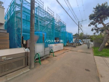 ���̑����n�@�O�ʓ��H��4���I�z����ǍD�ȗ��n�ł��B
�Ԍɓ��ꂪ���ȕ������S�ł��ˁB